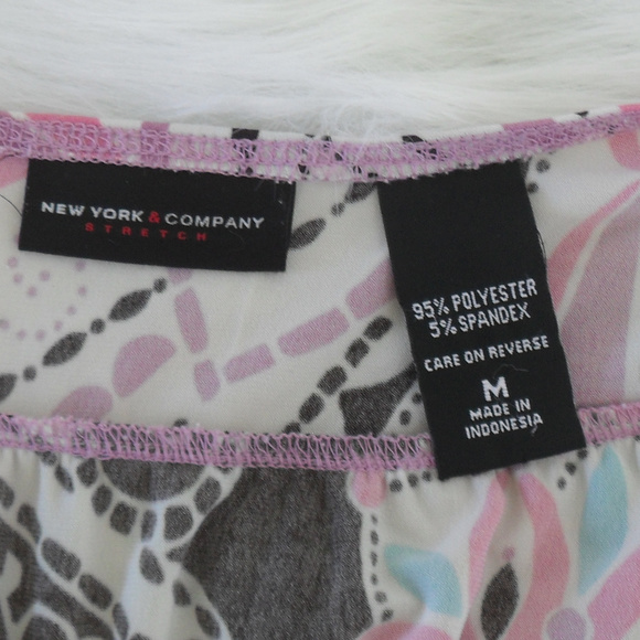 New York & Company Short Sleeve Tie Back Top - Picture 6 of 6